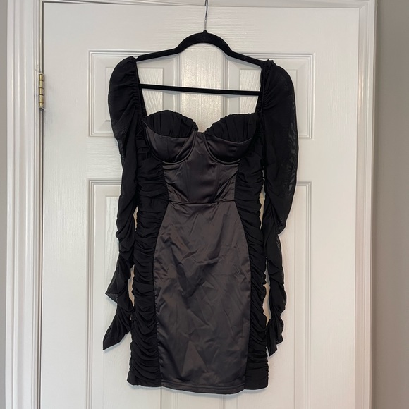 Black rouched going out dress - new with tags - Picture 1 of 4
